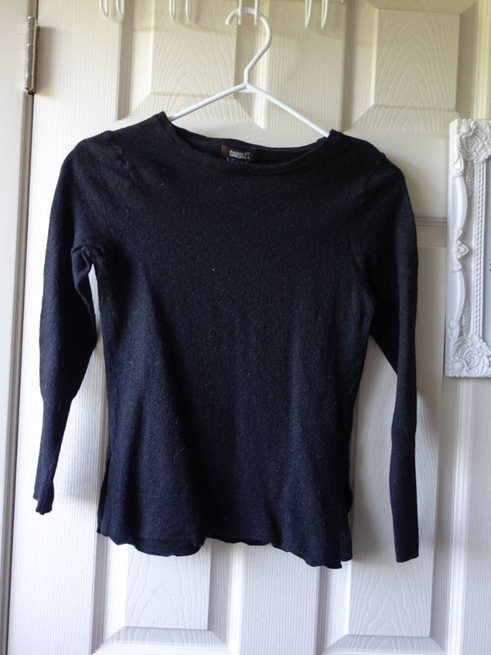 Badgley Mischka Black Merino Wool Crew Neck Sweater